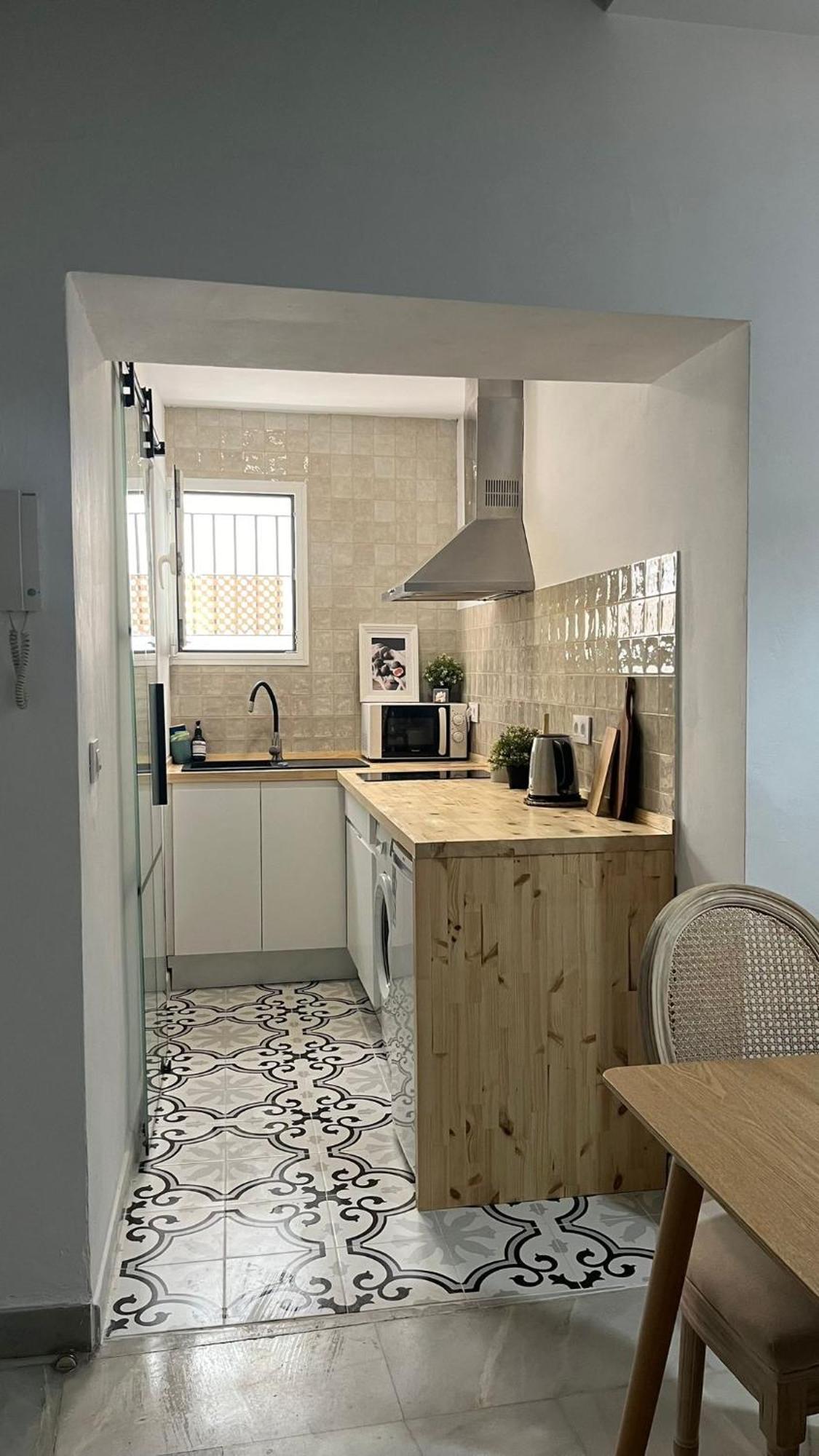 Apartamento En Casco Antiguo - Plaza De La Gavidia Sevilla Kültér fotó